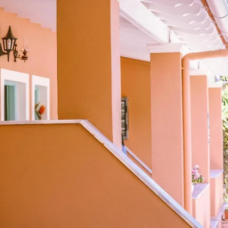 Mare Maisonettes Aparthotel