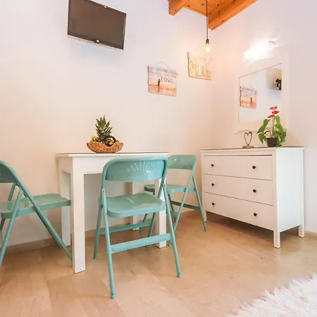 Mare Maisonettes Apart-hotel *